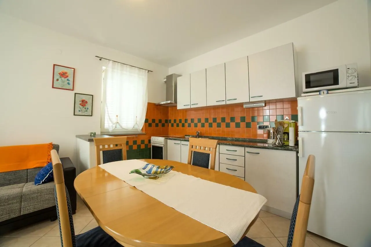 Apartment Opatija 0*,